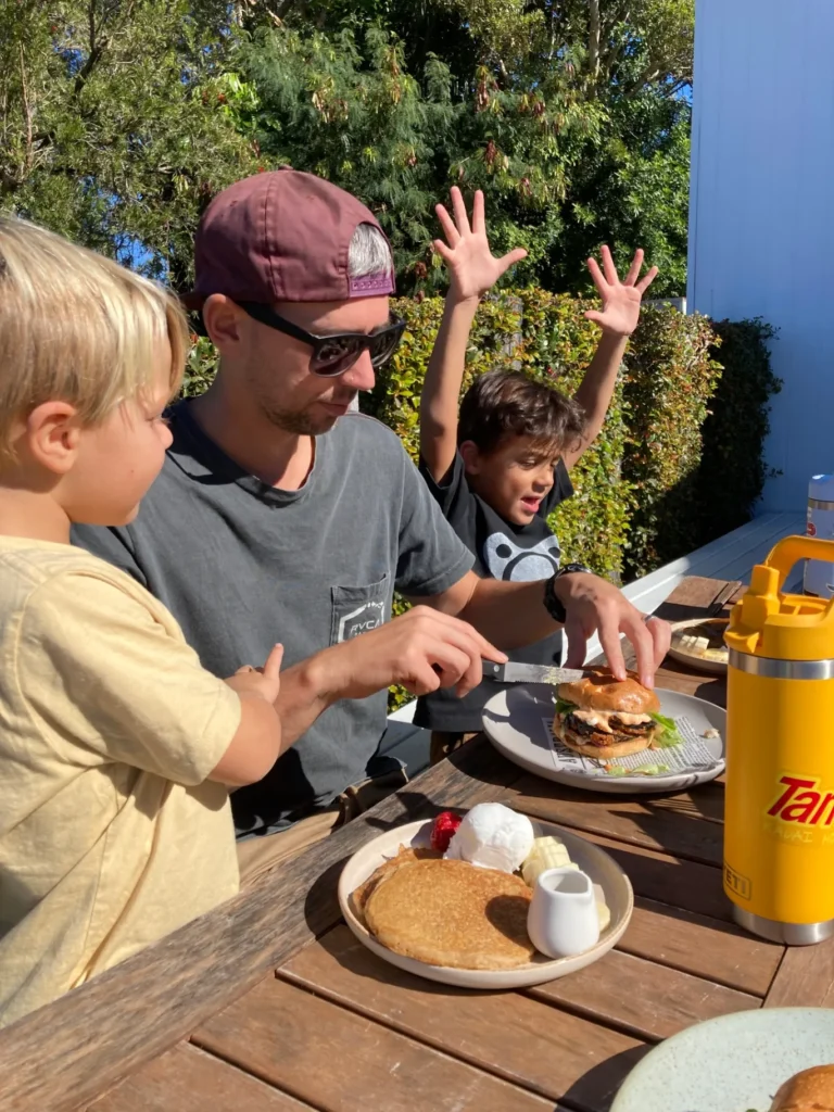 Tamborine Mountain Glow Worms and the Gold Coast — The Best Day Trip from Brisbane 5 Lunch @ Blendlove!